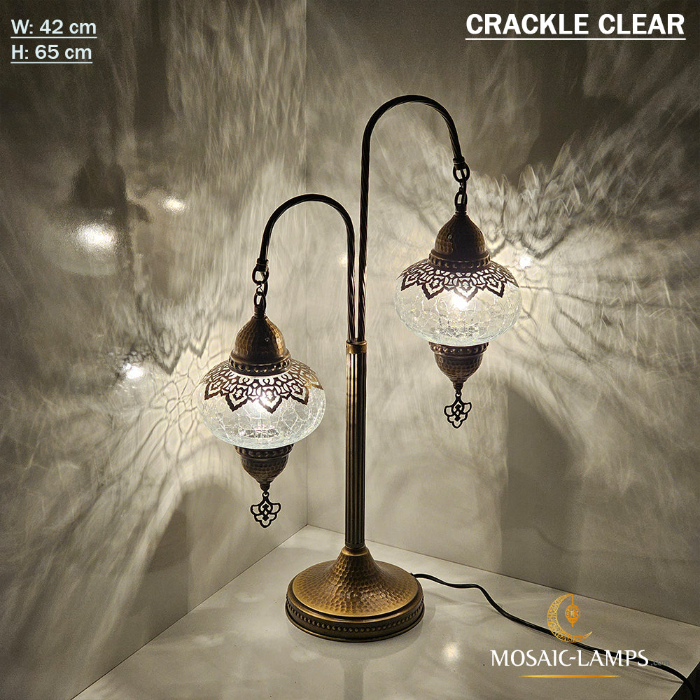 Lámpara de pie Clear Globe 2 Big Crackle, iluminación de cabecera, metal martillado otomano, cubierta cortada con láser